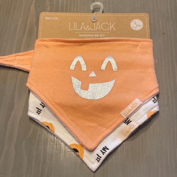 Halloween bandanna bib set, only came with two bananas, NWT - Picture 1 of 2